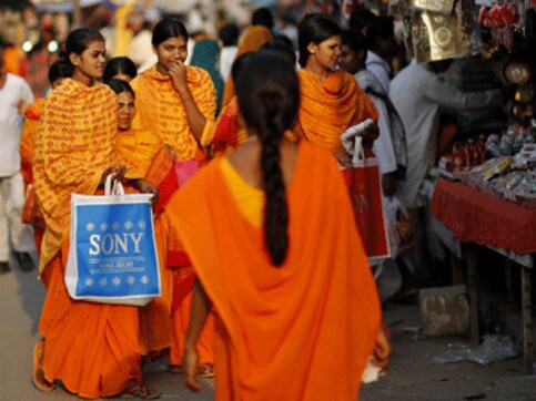 Intel alert: UP police tightens security in Ayodhya, Mathura and Varanasi Intel alert: UP police tightens security in Ayodhya, Mathura and Varanasi