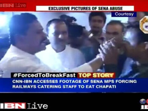 Sena MP forcing Muslim to eat: Maha govt doesn't want incident to blow up Sena MP forcing Muslim to eat: Maha govt doesn't want incident to blow up