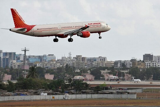 Rs 100 tickets on offer: Air India website crashes, quite like its Indian Airlines merger Rs 100 tickets on offer: Air India website crashes, quite like its Indian Airlines merger