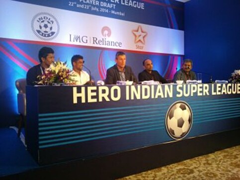IMG-Reliance turn to Bachchans after Sun Group pulls out of ISL 2014 IMG-Reliance turn to Bachchans after Sun Group pulls out of ISL 2014