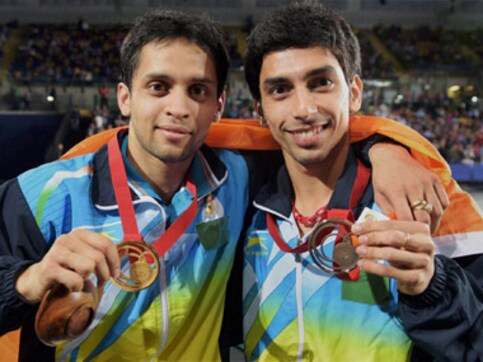 Badminton stars Kashyap, Sindhu, Guru return home to rousing reception Badminton stars Kashyap, Sindhu, Guru return home to rousing reception