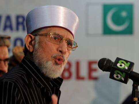 Pakistan govt agrees to Qadri's demand of registering murder case against Sharif Pakistan govt agrees to Qadri's demand of registering murder case against Sharif