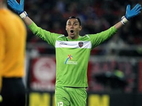 Real Madrid signs Costa Rica goalkeeper Keylor Navas Real Madrid signs Costa Rica goalkeeper Keylor Navas