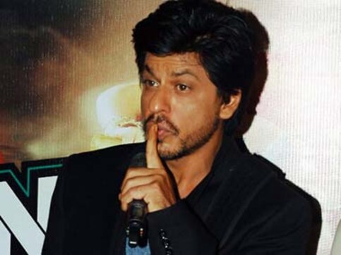 Rohit Shetty is so punctual that it's pathetic working with him: Shah Rukh Khan Rohit Shetty is so punctual that it's pathetic working with him: Shah Rukh Khan