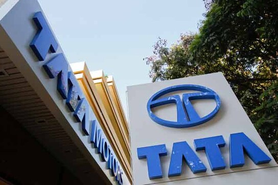 Tata Motors, Mahindra to challenge CCI's multi-crore penalty