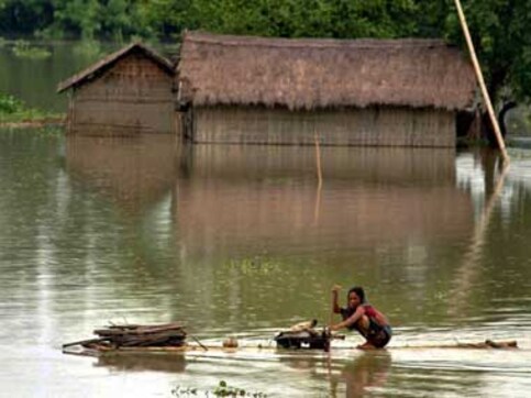 Assam loses Rs 200 crores every year due to floods: Economic survey Assam loses Rs 200 crores every year due to floods: Economic survey