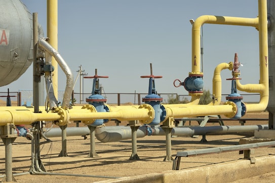 Hike gas prices now: Energy giants RIL, ONGC, BP, Cairn tell govt panel Hike gas prices now: Energy giants RIL, ONGC, BP, Cairn tell govt panel