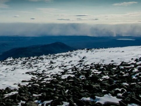 After a volcona erupts, Iceland issues red alert