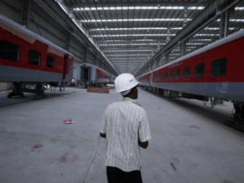 Lucknow-New Delhi double-decker train from September this year Lucknow-New Delhi double-decker train from September this year