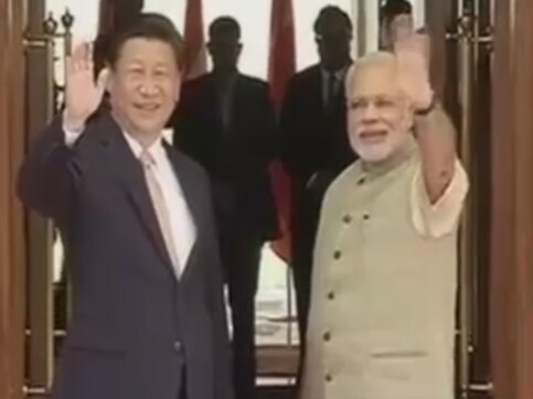 Chinese President Xi Jinping arrives in Gujarat for three-day visit Chinese President Xi Jinping arrives in Gujarat for three-day visit