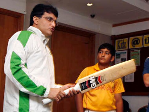 England should attack spinners and force them to change tactics, says Ganguly England should attack spinners and force them to change tactics, says Ganguly