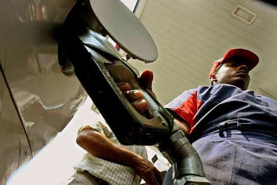 Something for the FinMin to smile about: Falling crude prices help control fiscal deficit Something for the FinMin to smile about: Falling crude prices help control fiscal deficit
