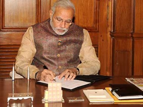 Irrespective of parties they belong to, PM and CMs must work together: Modi Irrespective of parties they belong to, PM and CMs must work together: Modi