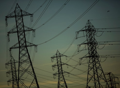 Tariff revision issue: Blackout hit states urge Piyush Goyal to resolve power crisis Tariff revision issue: Blackout hit states urge Piyush Goyal to resolve power crisis