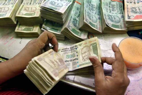 Top 5 Sensex cos lose Rs 36,971 cr from market cap; ONGC, Sun Pharma big losers