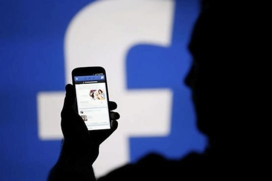 Facebook's new trick to woo businesses: Event ads to hit news feeds Facebook's new trick to woo businesses: Event ads to hit news feeds