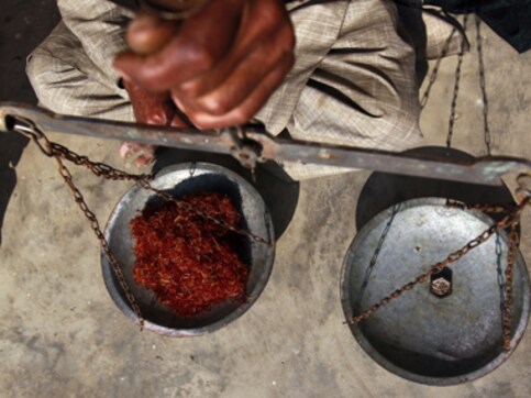 J&K floods: Ailing saffron industry takes a Rs 700-crore hit J&K floods: Ailing saffron industry takes a Rs 700-crore hit