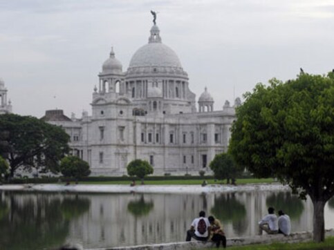 CISF takes over security cover of Victoria Memorial in Kolkata; move to revamp surveillance system CISF takes over security cover of Victoria Memorial in Kolkata; move to revamp surveillance system