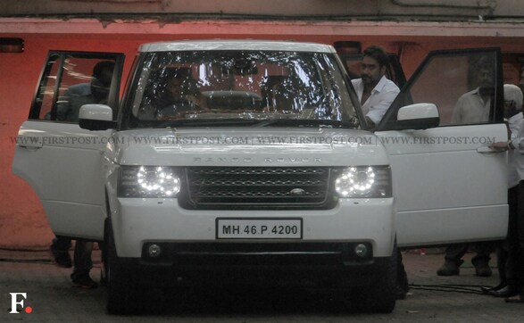 Spotted: Ajay Devgn and ex-Miss India Manasvi Mamgai shooting for Action Jackson Spotted: Ajay Devgn and ex-Miss India Manasvi Mamgai shooting for Action Jackson