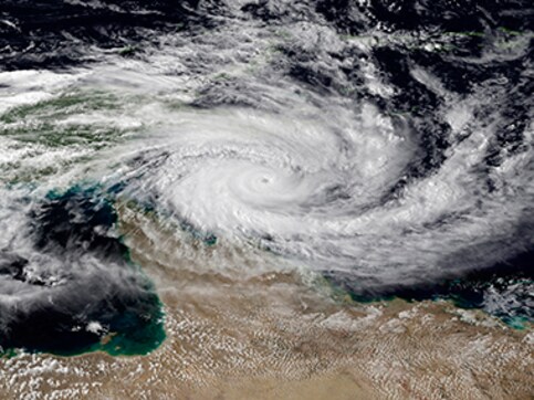 Cyclone Hudhud likely to hit Odisha, 16 districts on high alert Cyclone Hudhud likely to hit Odisha, 16 districts on high alert