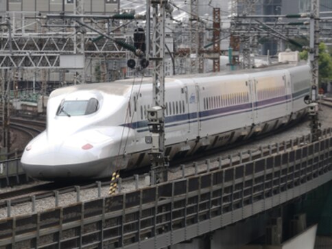 Japanese railway operator issues apology for 'tremendous nuisance' caused by train departing 20 seconds early Japanese railway operator issues apology for 'tremendous nuisance' caused by train departing 20 seconds early