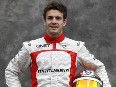 Situation desperate but Jules won't give up, says F1 driver Bianchi's father Situation desperate but Jules won't give up, says F1 driver Bianchi's father