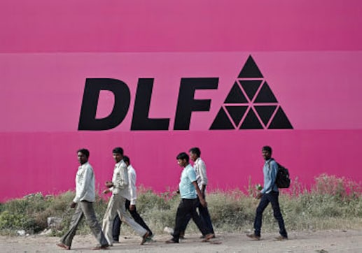 Shares of DLF rise by nearly 4% as co launches QIP offer to raise over Rs 3,000 crore Shares of DLF rise by nearly 4% as co launches QIP offer to raise over Rs 3,000 crore