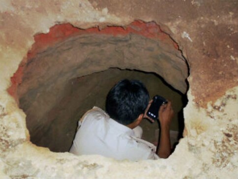Haryana bank heist: Police arrest two, recover 10 kg jewellery Haryana bank heist: Police arrest two, recover 10 kg jewellery