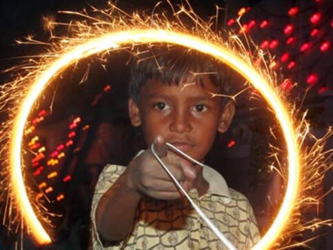 These traditional firecracker makers in Assam are determined to take on Sivakasi's products this Diwali These traditional firecracker makers in Assam are determined to take on Sivakasi's products this Diwali