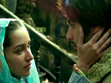 Batti Gul Meter Chalu: Shahid Kapoor's Haider costar Shraddha Kapoor reportedly signed on for film
