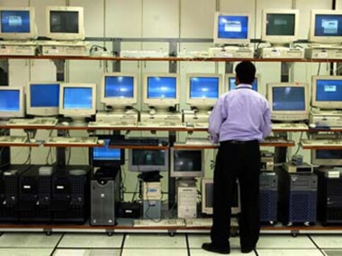 US firm told pay $40,000 for underpaying Indian workers in Los Angeles US firm told pay $40,000 for underpaying Indian workers in Los Angeles