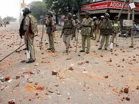 Who started the fire in Trilokpuri? It was pre-planned, say locals Who started the fire in Trilokpuri? It was pre-planned, say locals