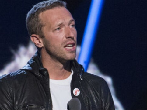One Direction, Chris Martin, and others team up to fight against Ebola One Direction, Chris Martin, and others team up to fight against Ebola