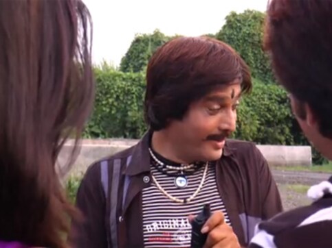 Must-watch ad: Got robbed in Gujarat? You will still want to do Garba! Must-watch ad: Got robbed in Gujarat? You will still want to do Garba!