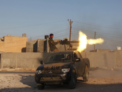 Violence escalates in Libya, Bombs go off in city housing assembly, govt