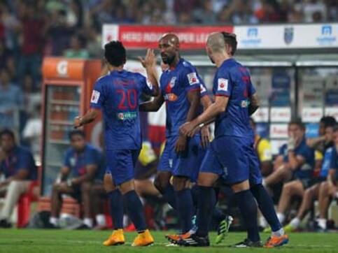Indian Super League as it happened: Anelka scores as Mumbai beat Delhi Indian Super League as it happened: Anelka scores as Mumbai beat Delhi
