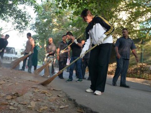 Guess why Modi's Clean India initiative is under threat in Mumbai
