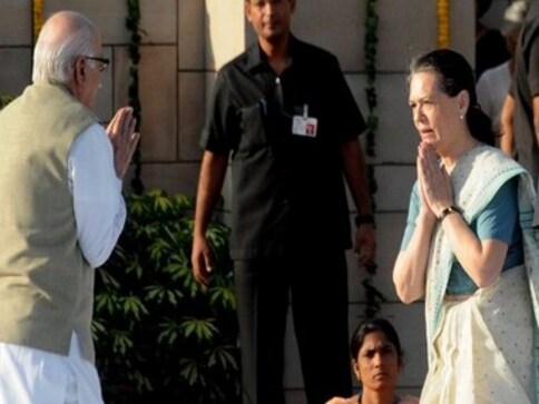 Delhi: Congress comes out of its shell, dares BJP to face polls Delhi: Congress comes out of its shell, dares BJP to face polls