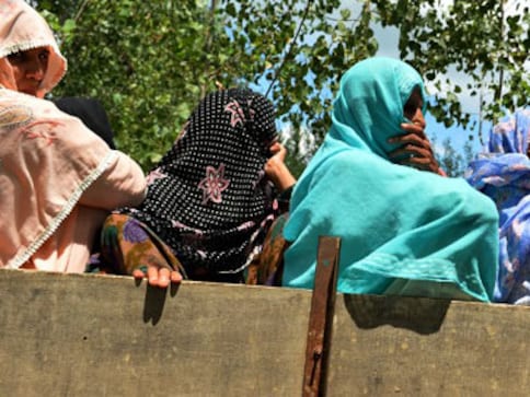 3 years on, no justice for rape victims of Muzaffarnagar riots: Amnesty International says Centre and state govt 'failed' 3 years on, no justice for rape victims of Muzaffarnagar riots: Amnesty International says Centre and state govt 'failed'