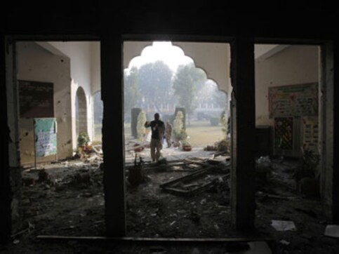Pakistan executes four terrorists convicted by military courts in Peshawar terror attacks Pakistan executes four terrorists convicted by military courts in Peshawar terror attacks
