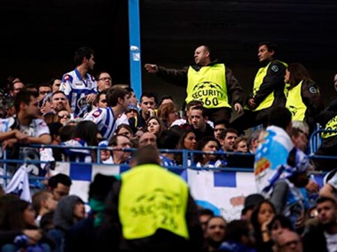 Atletico win overshadowed by Deportivo fan death, as Barca win 1-0 Atletico win overshadowed by Deportivo fan death, as Barca win 1-0