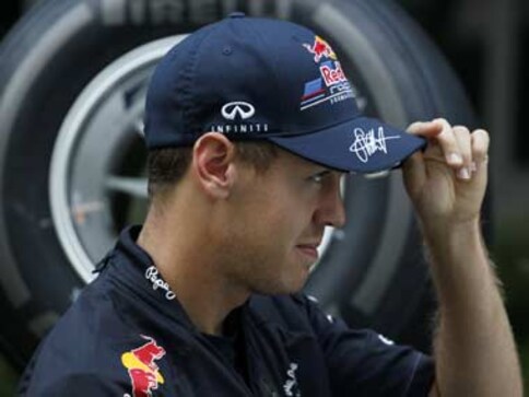 Disappointed with Vettel's defeated attitude, says Ecclestone