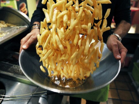 Scrambling for fries: Facing shortage, Japan to airlift 200 tons of chips Scrambling for fries: Facing shortage, Japan to airlift 200 tons of chips