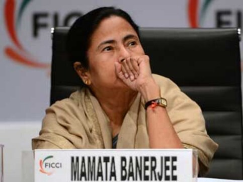 It's war! Mamata vows to go after BJP after CBI arrests Madan in Saradha case It's war! Mamata vows to go after BJP after CBI arrests Madan in Saradha case