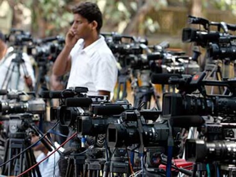 Home Ministry seeks ban on live coverage of anti-terror ops Home Ministry seeks ban on live coverage of anti-terror ops