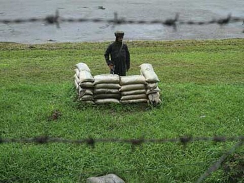 Driver from PoK arrested for carrying contraband across Line of Control Driver from PoK arrested for carrying contraband across Line of Control