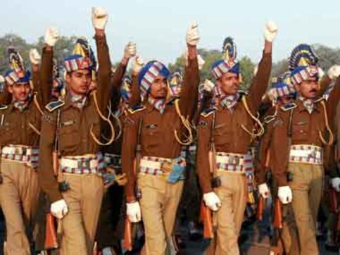 CRPF men in Chhattisgarh battle Maoists facing tough weather CRPF men in Chhattisgarh battle Maoists facing tough weather