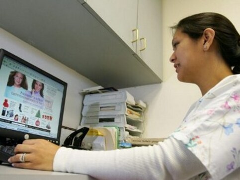 How online technology is changing the way the world learns How online technology is changing the way the world learns