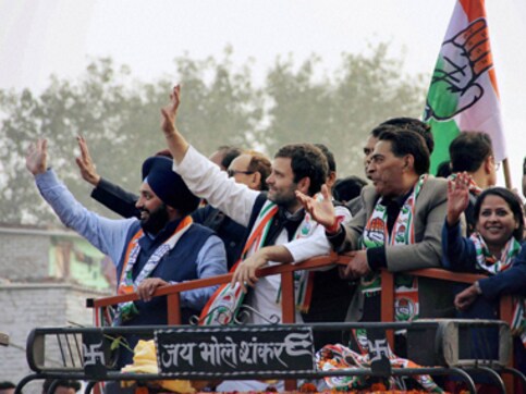 Rahul Gandhi's roadshow in Delhi: Cong VP arrives late on venue, slams Modi for PR stunts Rahul Gandhi's roadshow in Delhi: Cong VP arrives late on venue, slams Modi for PR stunts