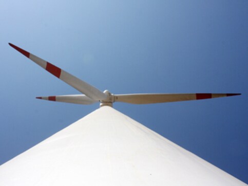 Sun Pharma's Dilip Shanghvi may enter wind energy biz with a stake in Suzlon Sun Pharma's Dilip Shanghvi may enter wind energy biz with a stake in Suzlon
